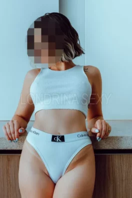 Ver perfil da Larissa